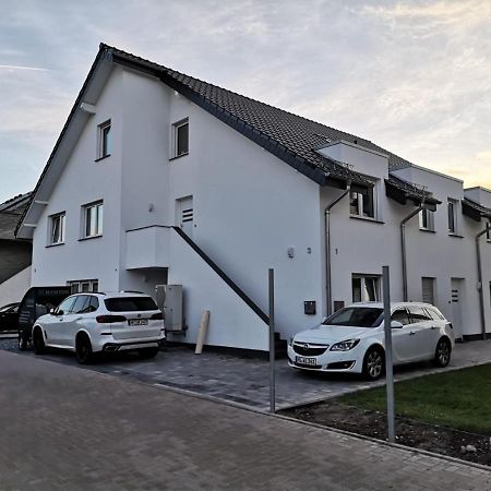 Modern Wohnen I Parkplatz I Wlan I Netflix I Balkon I 6 Schlafplaetze Apartment บาดเอินเฮาเซน ภายนอก รูปภาพ