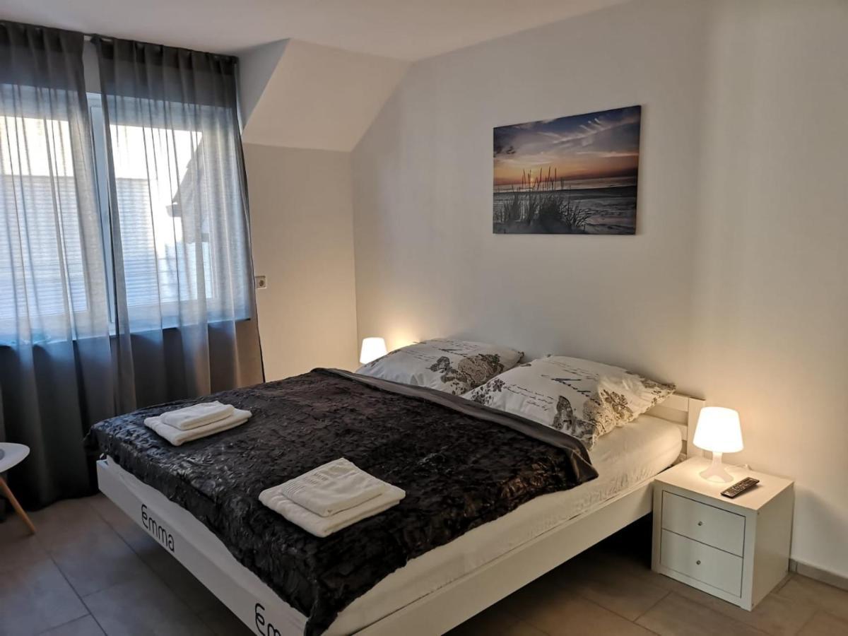 Modern Wohnen I Parkplatz I Wlan I Netflix I Balkon I 6 Schlafplaetze Apartment บาดเอินเฮาเซน ภายนอก รูปภาพ
